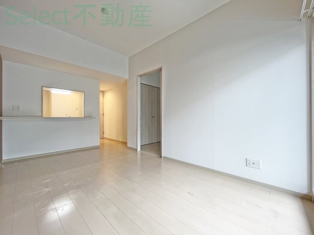 プレミアム浅間町の居間写真