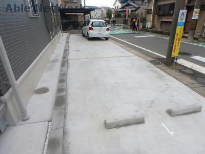 駐車場　駐車場