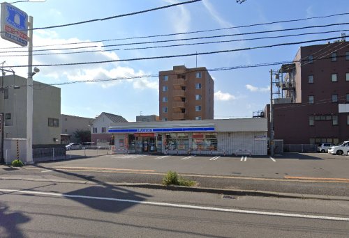 コンビニ　ローソン 室蘭中島店（コンビニ）まで359m