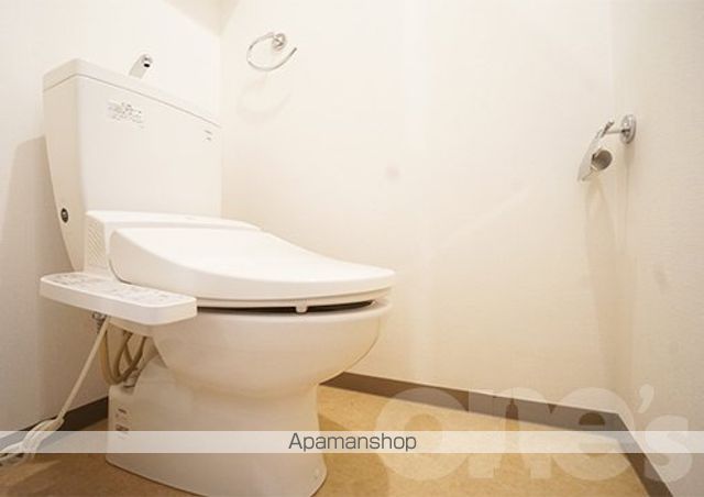地下鉄鶴舞線 大須観音駅 徒歩7分 13階建 築20年のトイレ写真