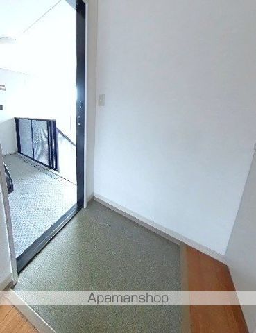 ＪＲ呉線 安浦駅 徒歩5分 2階建 築30年の玄関写真
