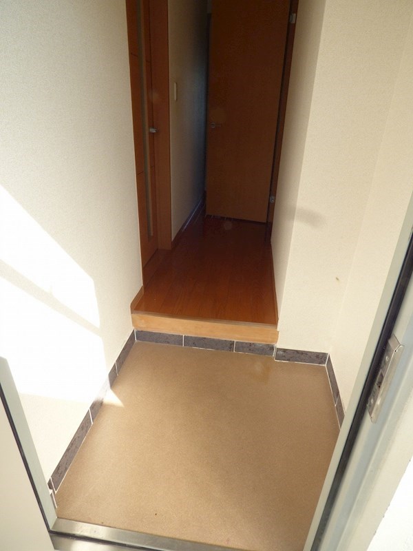 玄関　別部屋参考写真