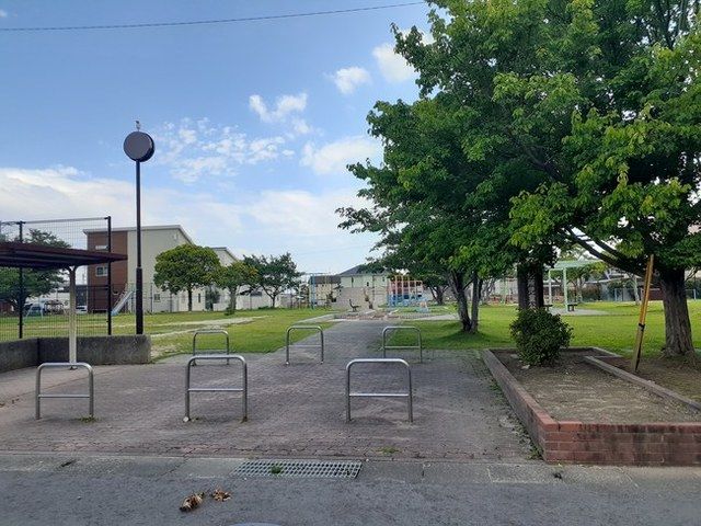 公園　坊所児童公園（公園）まで750m