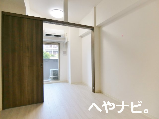 居室・リビング　※別号室写真です。