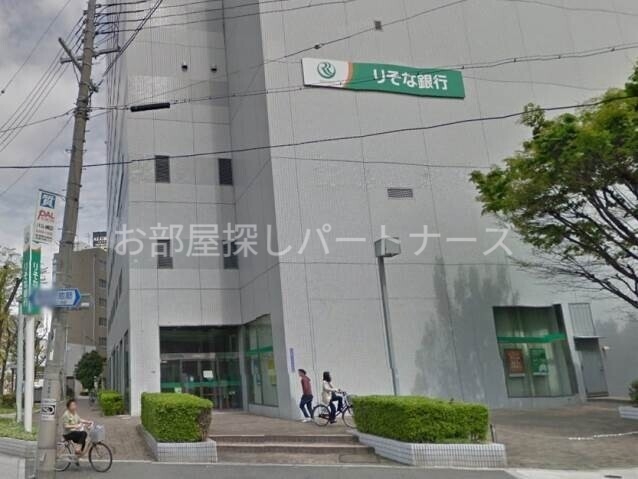 銀行　りそな銀行　福島支店（銀行）まで795m