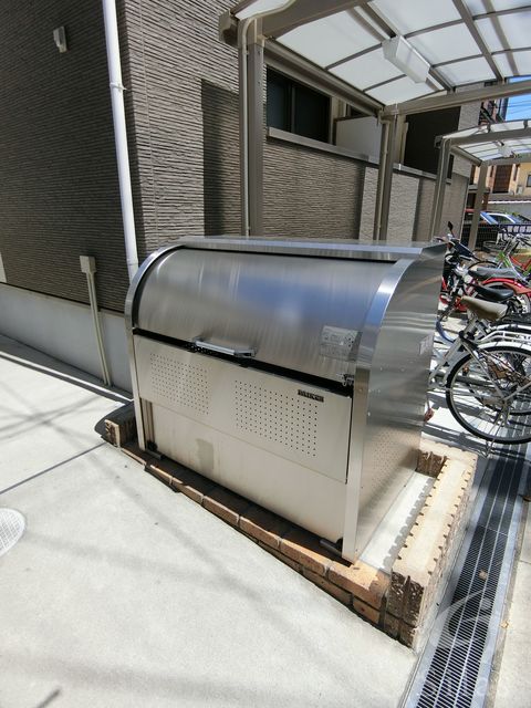 ＪＲ阪和線 杉本町駅 徒歩5分 3階建 築11年の外観写真