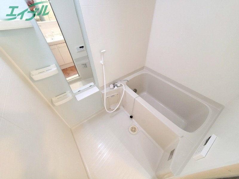 バス・シャワールーム　別部屋参考写真です