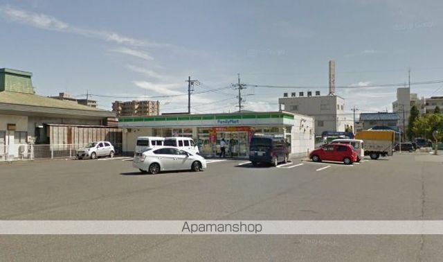 コンビニ　ファミリーマート 岡山青江六丁目店（コンビニ）まで824m