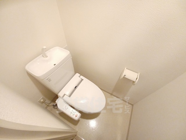 トイレ　同マンション別間取り写真