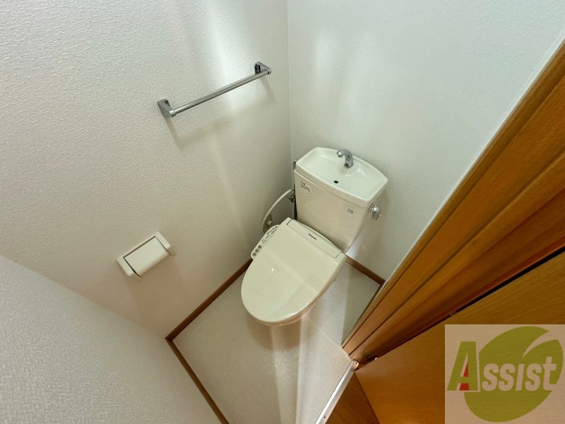 トイレ　トイレは清潔感があり安心して使えますね！