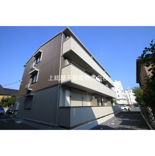 建物外観　オートロック付き