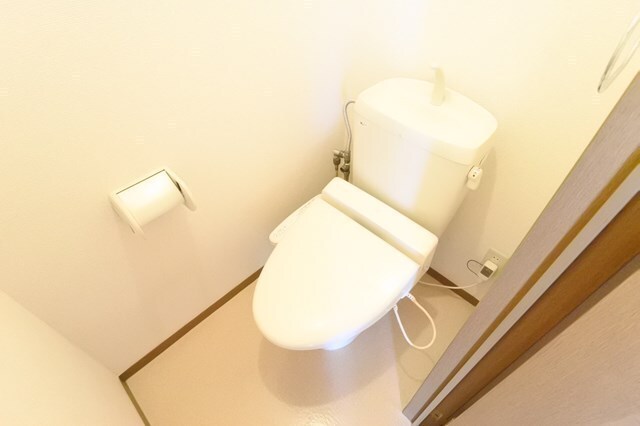 メゾン・ポプリカのトイレ写真
