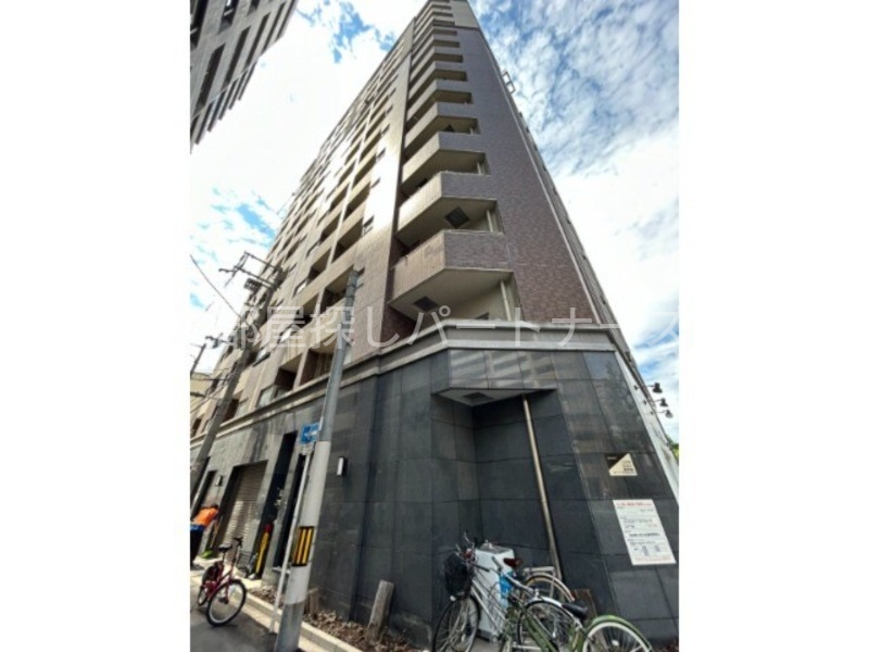 レジディア江戸堀の外観写真
