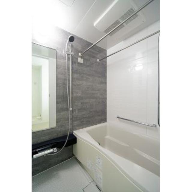 バス・シャワールーム　※写真は同タイプ住戸です。
