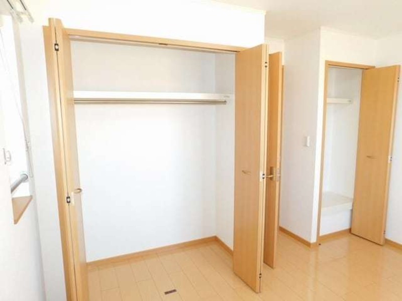 収納　図面と現状に相違がある場合には現状を優先