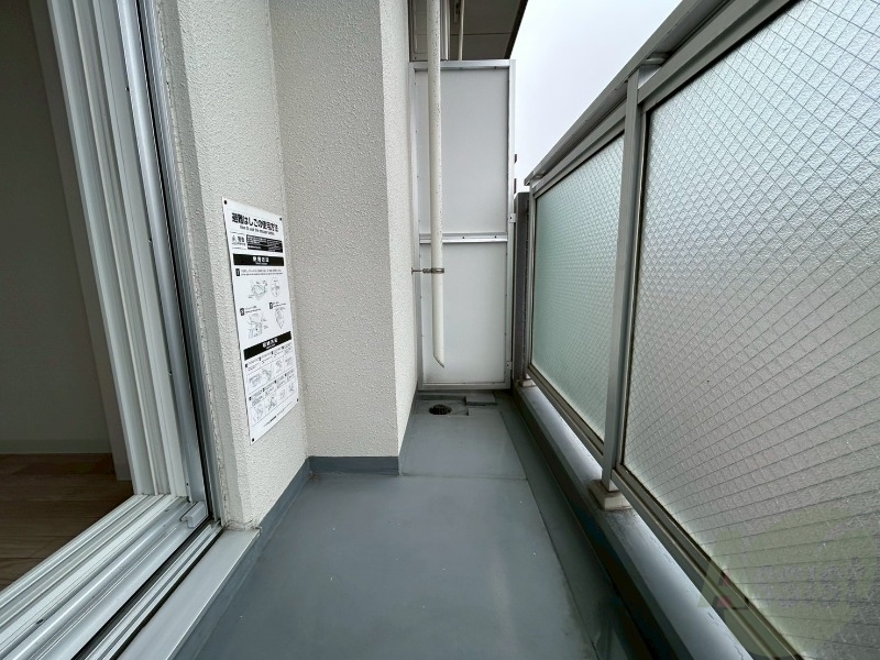 バルコニー　バルコニーです。洗濯物を干したり一息ついたりできますね！