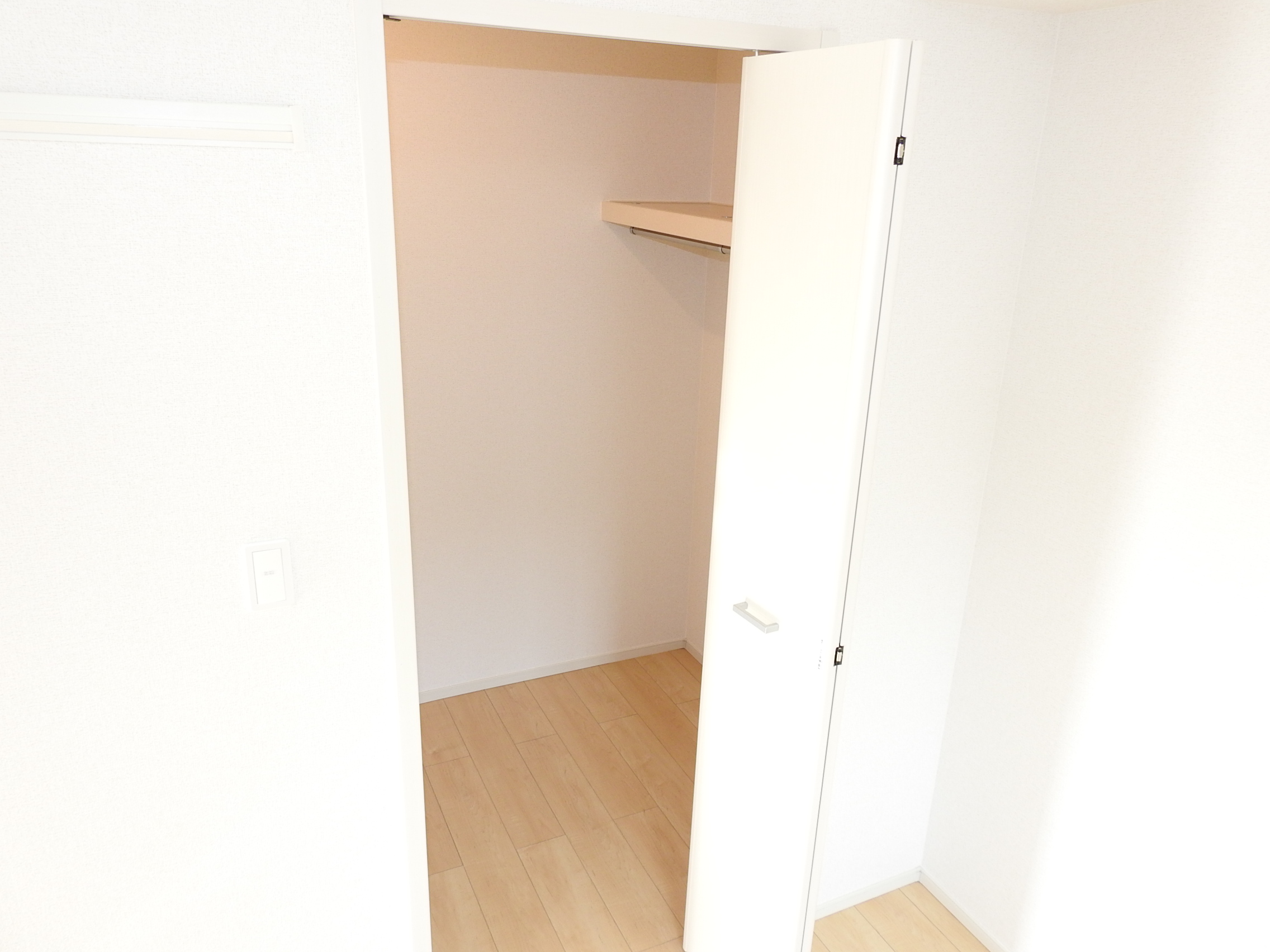 長崎市 3階建 築8年の内装写真