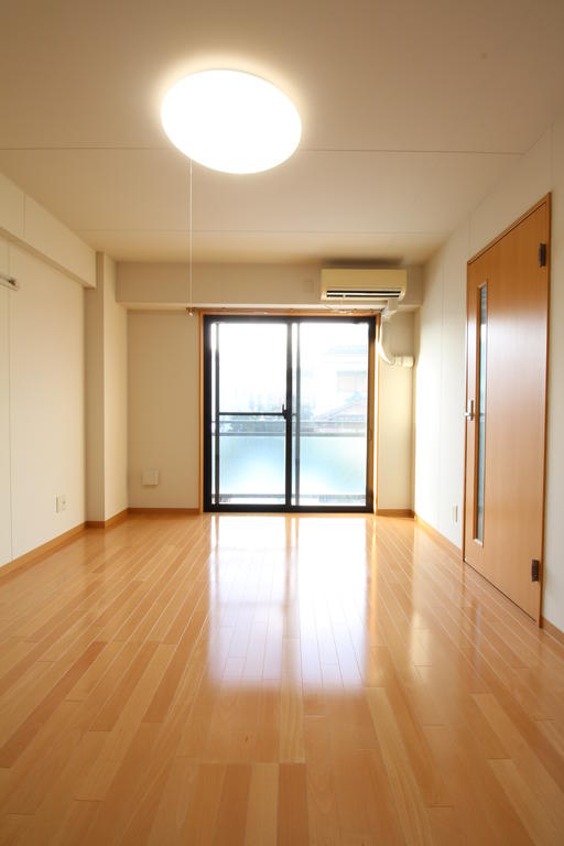 ショゼ関南町の居間写真