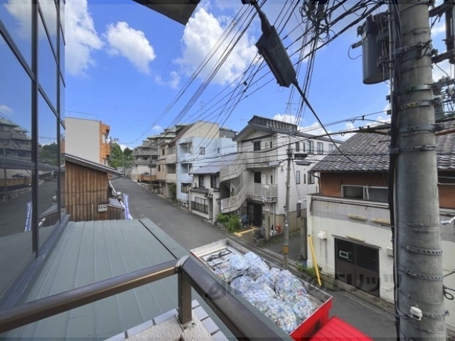 【京都市東山区妙法院前側町のマンションの眺望】