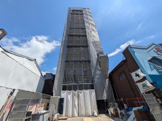 【広島市西区観音本町のマンションの建物外観】