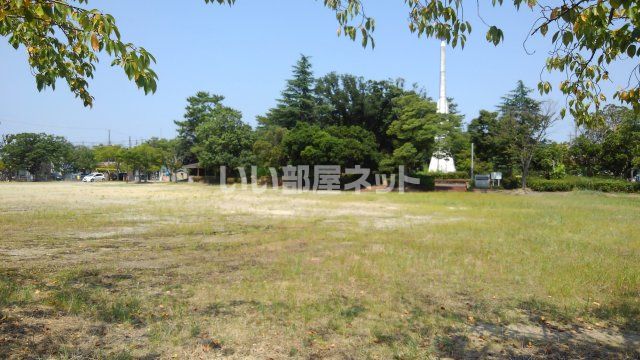 【鈴鹿市中旭が丘のマンションの公園】