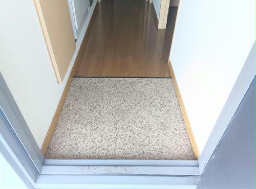 玄関　備品や設備仕様は号室等により異なります現地をご確認ください。