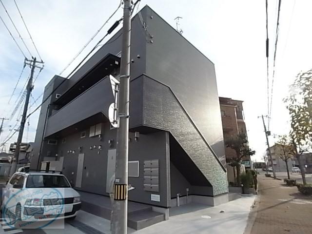 南王子町アパートメントの建物外観