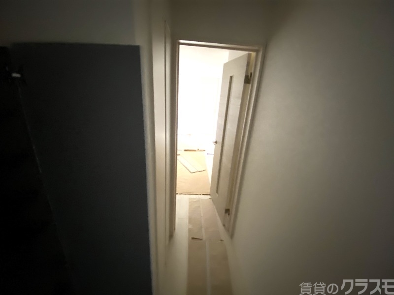 玄関　建築中写真です。