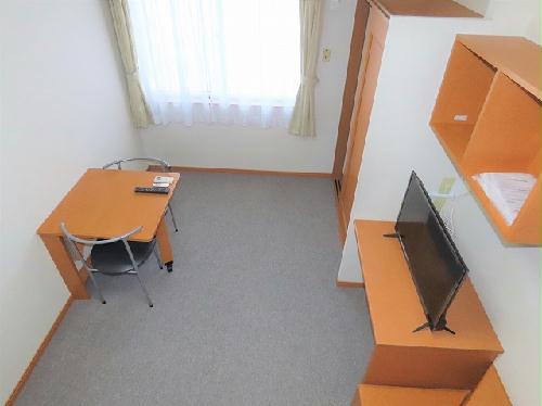 居室・リビング　ベッド上からのアングルです