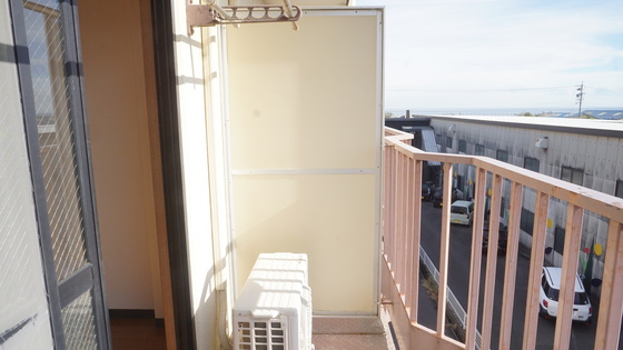 バルコニー　ベランダ