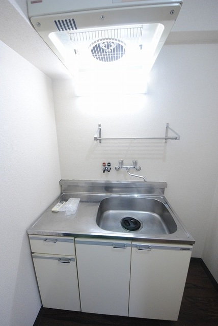 キッチン　写真は２０１号室