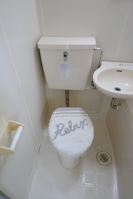 トイレ　写真は２０１号室