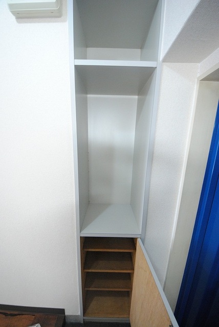 収納　写真は２０１号室