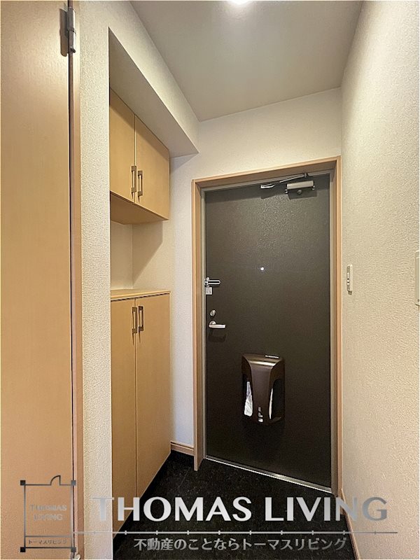 玄関　大容量のシューズボックス御座いますよ。