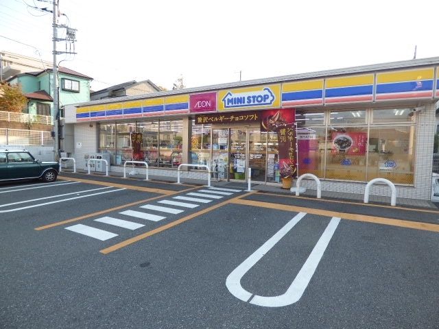 コンビニ　ミニストップ 検見川2丁目店（コンビニ）まで210m