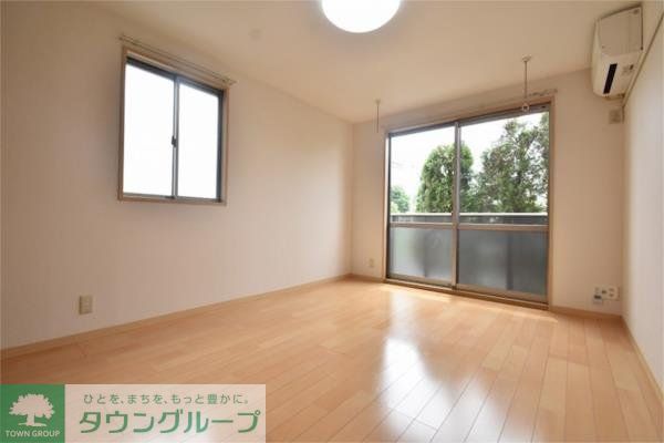 居室・リビング　★お部屋探しは株式会社タウンハウジング東京まで★