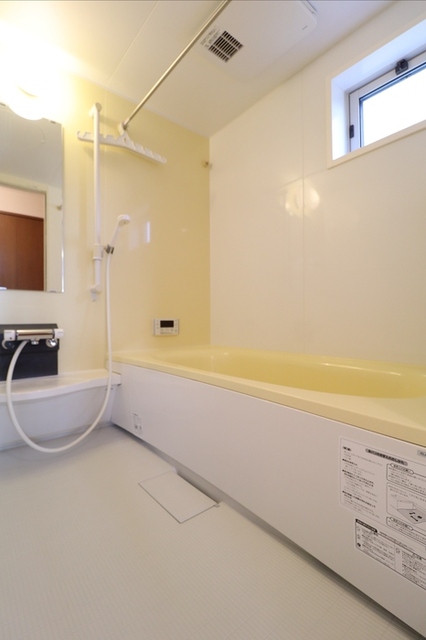 バス・シャワールーム　浴室