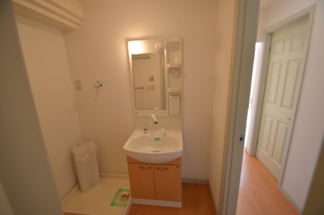 洗面設備　洗髪洗面化粧台！朝シャンＯＫ