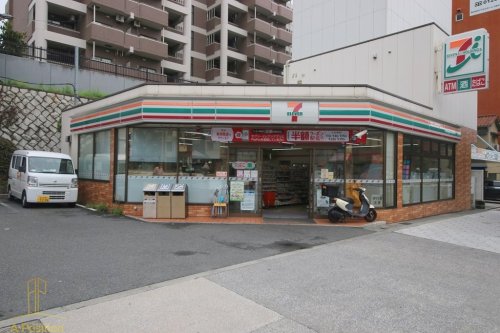 コンビニ　セブンイレブン 大阪玉造2丁目店（コンビニ）まで186m