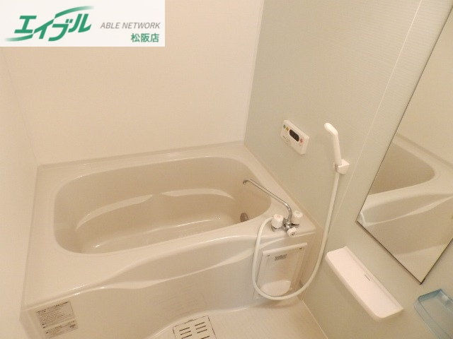 バス・シャワールーム　同型タイプの写真です