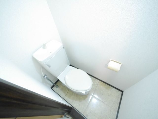 トイレ　★お部屋探しは株式会社タウンハウジング東京まで★