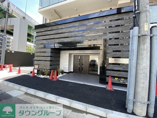 エントランス　エントランス