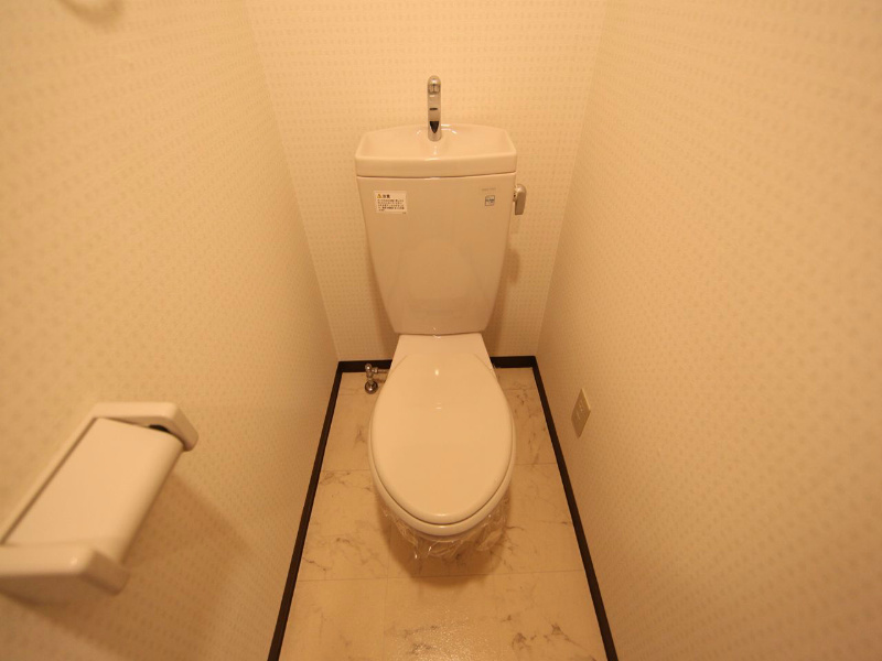 トイレ　洋式トイレ（温水洗浄便座設置可）