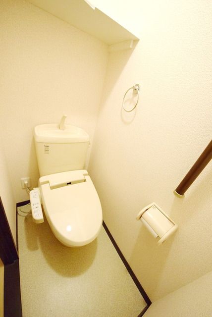 トイレ　トイレ