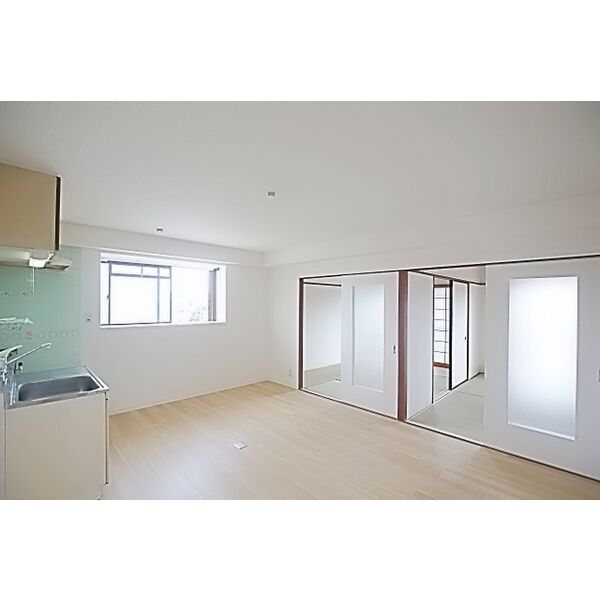 その他　【レンタルビデオ】GEO 一社店まで543m