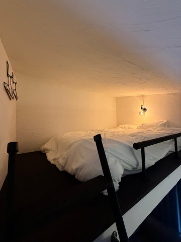 その他部屋・スペース　ダブルベッド、収納ボックス