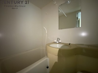 バス・シャワールーム　シンプルで機能的なユニットバスです！