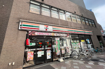 コンビニ　セブンイレブン 西巣鴨駅前店（コンビニ）まで568m