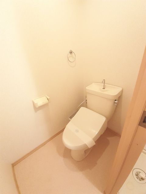 エルディム川西のトイレ写真