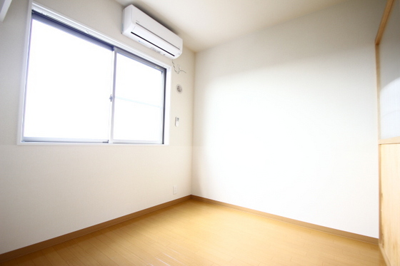 居室・リビング　※別部屋の写真です